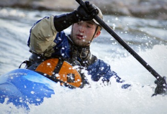 missoula montana mt brennan's wave city play kayak boat rapids paddle river stream clarks fork
